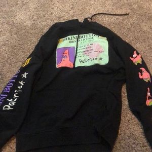 Black Nickelodeon sweatshirt